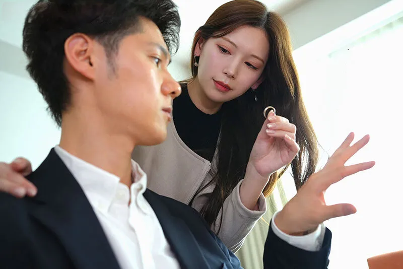 Bà xã đi đi giã ngoại, gã chồng ở nhà bị nhỏ em cô vợ gạ trả bài không trượt phát nào